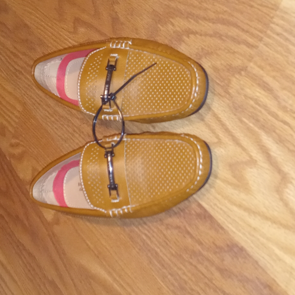 Size 6. Steve Harvey. Dress Shoes.
